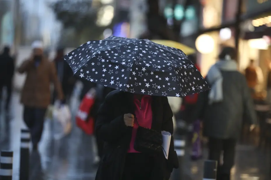 Meteoroloji'den sağanak yağış alarmı. Hangi bölgeler etkilenecek?