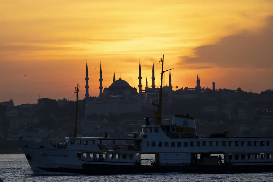 İstanbul'da hava sıcaklığı yükseliyor. İki gün arasındaki fark 10 derece 6