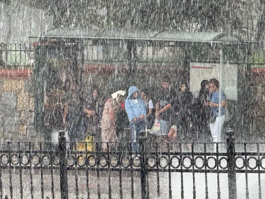 İSTANBUL İÇİN SAAT VERİLDİ 6 İSTANBUL İÇİN SAAT VERİLDİ 6
