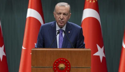 Cumhurbaşkanı Erdoğan'dan Dünya İnsani Yardım Günü mesajı. "Örnek olmayı sürdürüyoruz"Cumhurbaşkanı Recep Tayyip Erdoğan, Dünya İnsani Yardım Günü dolayısıyla paylaşım yaptı. Türkiye'nin milli gelirine göre en fazla insani yardım yapan ülke olduğunu söyledi.