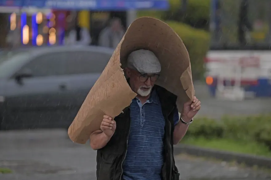 İstanbullular dikkat! Sağanak ve poyraz alarmı 2 İstanbullular dikkat! Sağanak ve poyraz alarmı 2