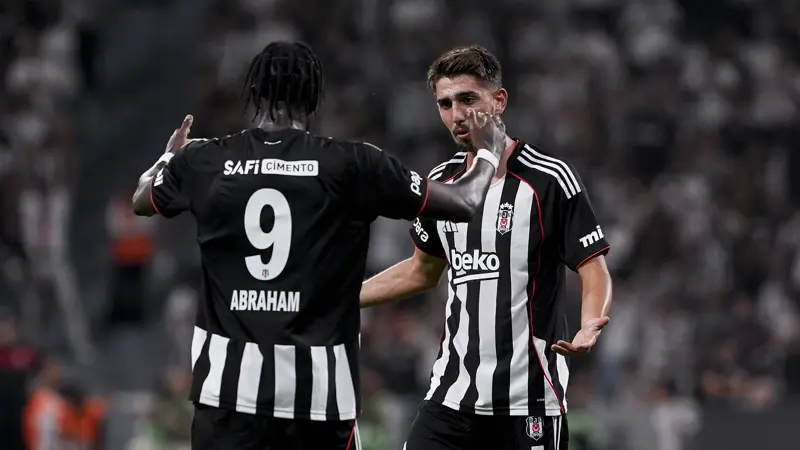 Beşiktaş'ta ayrılık resmen açıklandı, bonservisi de belli oldu