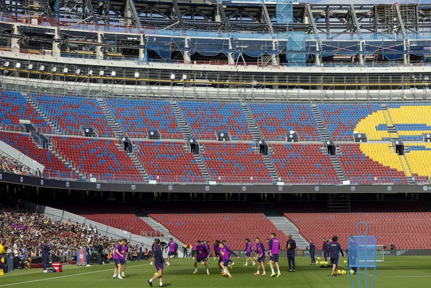 Barcelona 2 yıl sonra Camp Nou'da 4