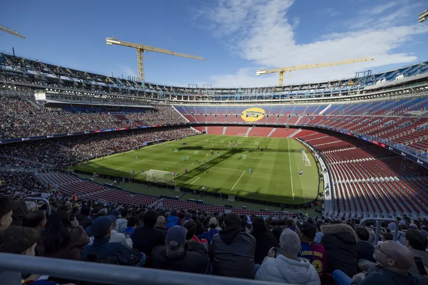 Barcelona 2 yıl sonra Camp Nou'da 6