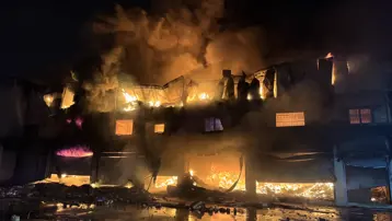 Adana'da alevler geceyi aydınlattı