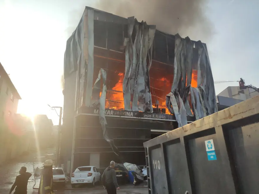 Haber: Kocaeli’deki yangından sonra tepki çeken paylaşımlar: Ölen işçilere hakaret ettiler