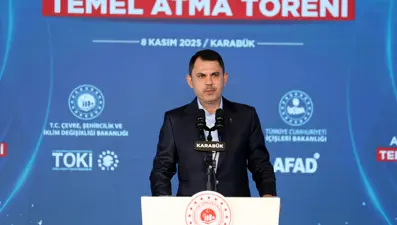 Bakan Kurum: “Yıl sonunda evine girmeyen tek bir depremzede bırakmayacağız”