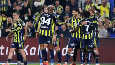 Çaykur Rizespor-Fenerbahçe maçı ne zaman, saat kaçta ve hangi kanalda? Derbi öncesi kritik viraj