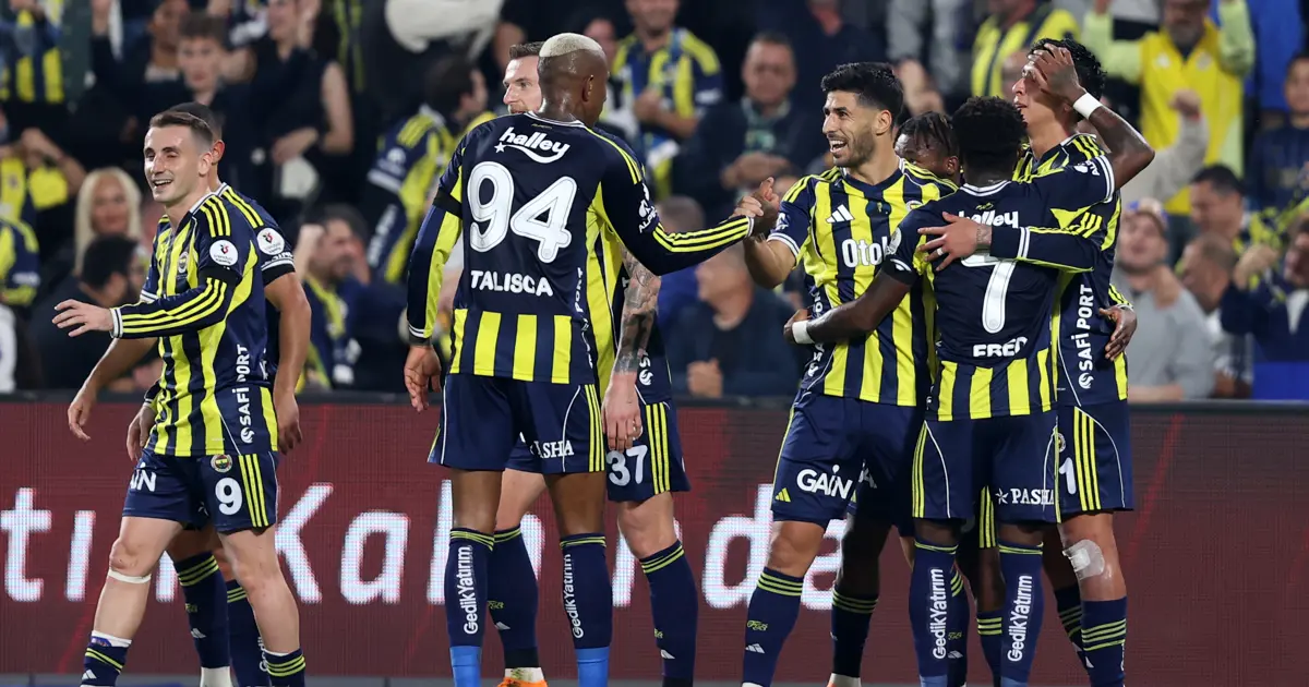 Çaykur Rizespor-Fenerbahçe maçı ne zaman, saat kaçta ve hangi kanalda? Derbi öncesi kritik viraj