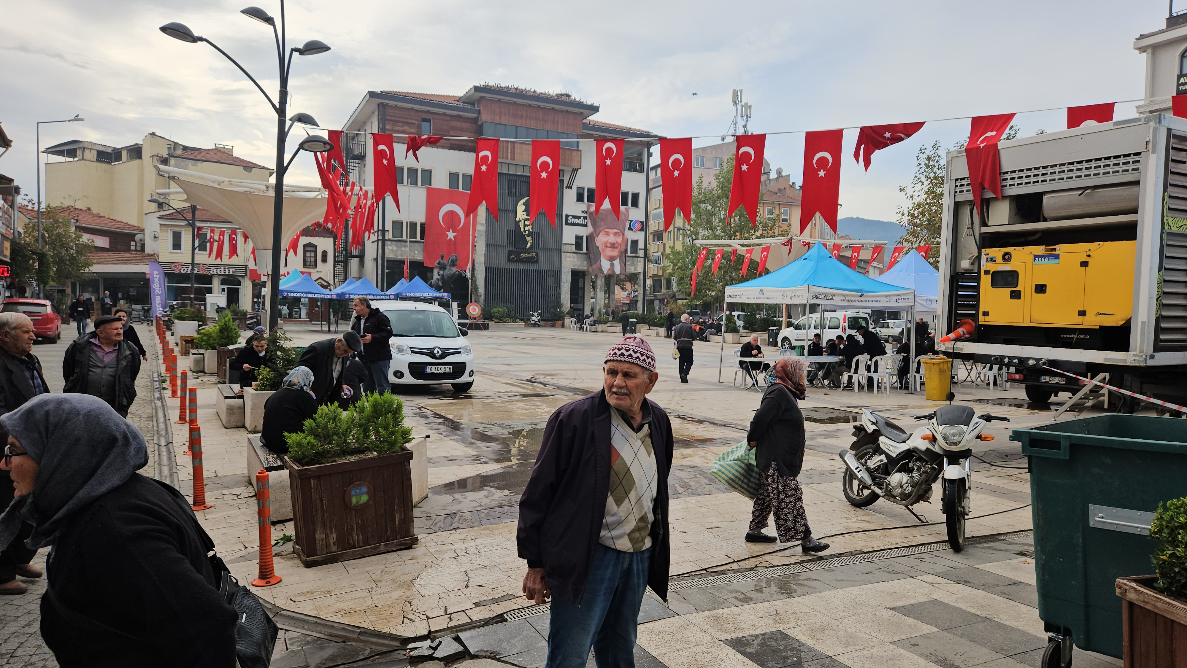 Sındırgı "deprem fırtınası"nı yaşıyor: Yer altında 45 kilometrelik kırılma