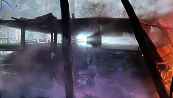 Bartın'da yıldırım 2 aracı kül etti 