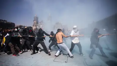 Meksika'da "Z kuşağı" isyanı