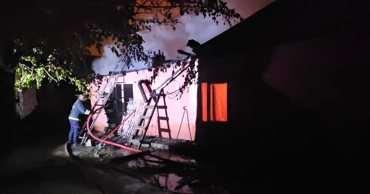 Erzincan'da can pazarı: Dört kişilik aile alevlerin ortasında kaldı