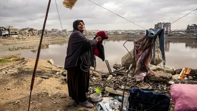 Gazze'de kadın ve çocuklar zorlu doğa koşullarıyla mücadele ediyor