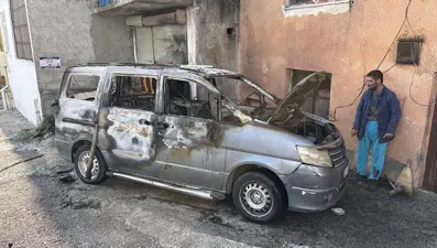 Samsun'da hafif ticari araçta yangın