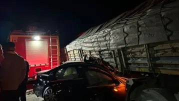 Afyonkarahisar'da tır ile otomobil çarpıştı: 2 ölü