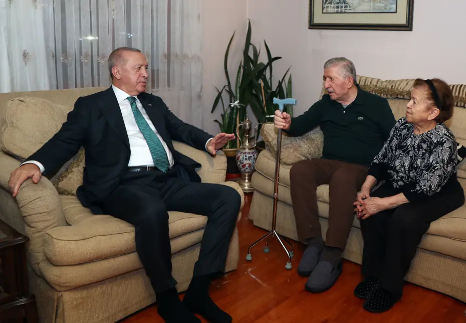 Cumhurbaşkanı Erdoğan'dan eski TBMM Başkanı Toptan'a ziyaret