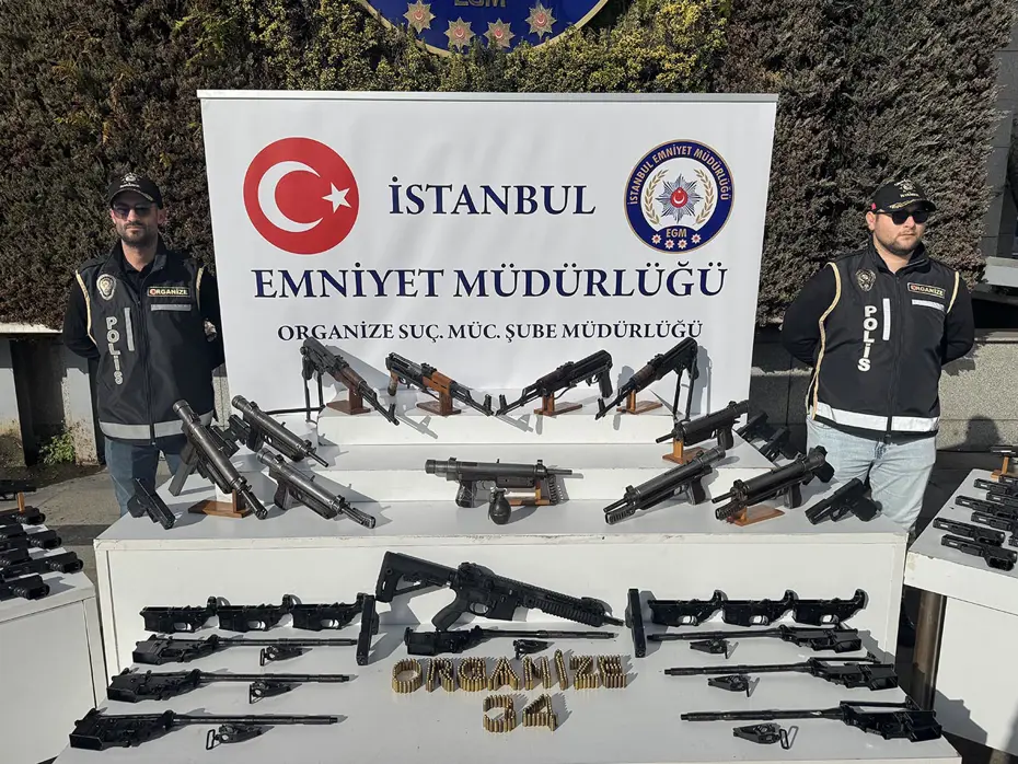 İstanbul'un 17 ilçesinde çetelere operasyon