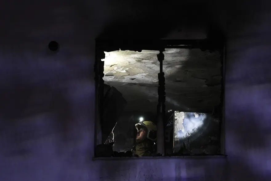 Başkentte dehşet: Gece yarısı apartmanda patlama 4