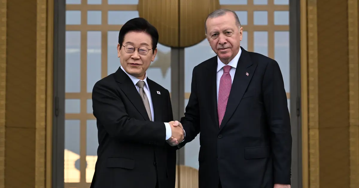 Güney Kore Devlet Başkanı Ankara'da: Cumhurbaşkanı Erdoğan resmi törenle karşıladı