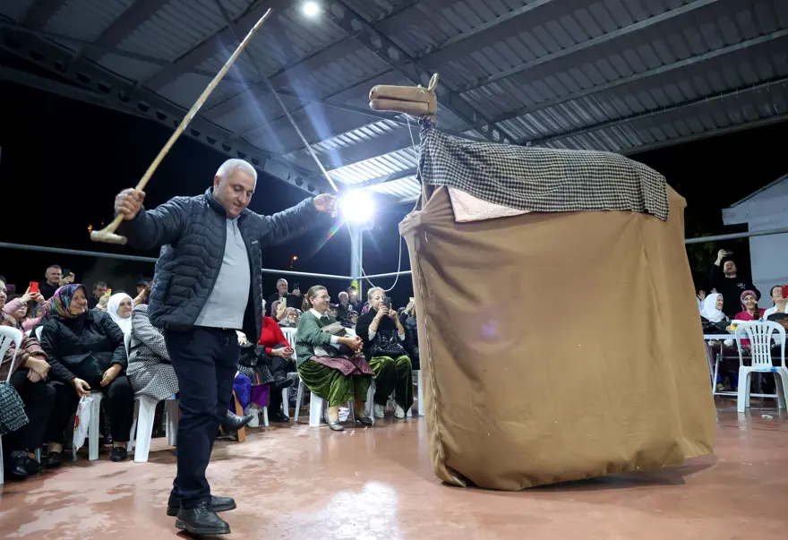 Trakya'da yüzyıllardır süren gelenek. Bolluk ve bereket getirdiğine inanılıyor 