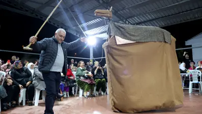 Trakya'da yüzyıllardır süren gelenek. Bolluk ve bereket getirdiğine inanılıyor