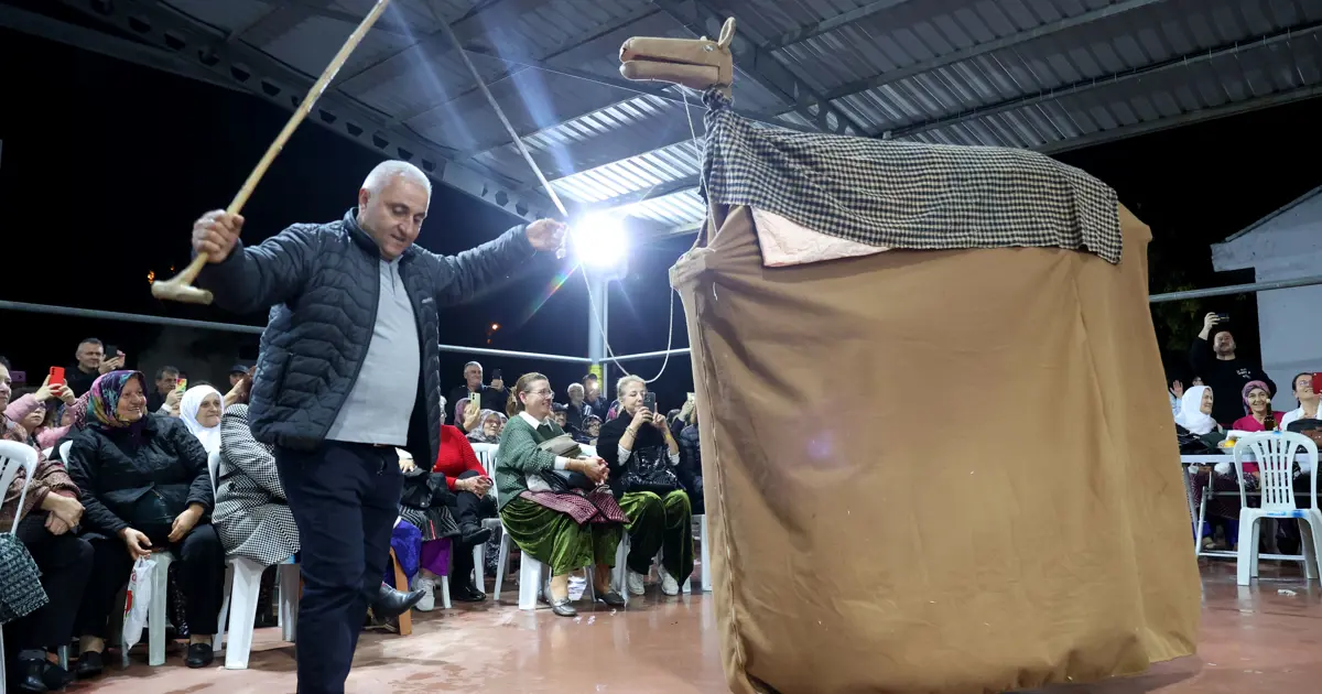 Trakya'da yüzyıllardır süren gelenek. Bolluk ve bereket getirdiğine inanılıyor