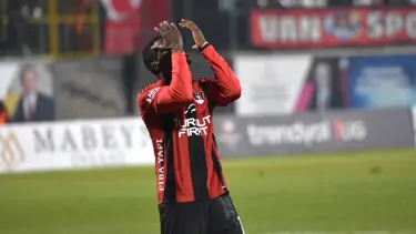 1. Lig maç sonuçları: Vanspor evinde Serikspor'a yenildi