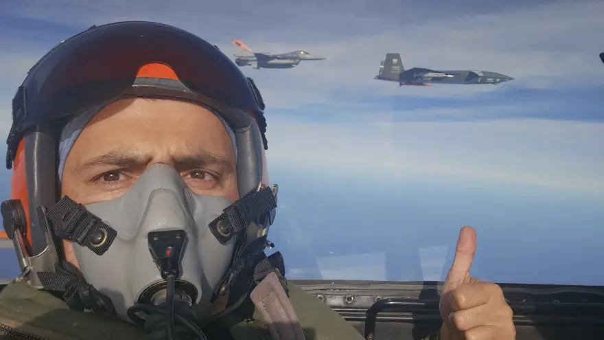 "HAVA-HAVA KABİLİYETİNİ KANITLAYAN İLK VE TEK İNSANSIZ PLATFORM" 2