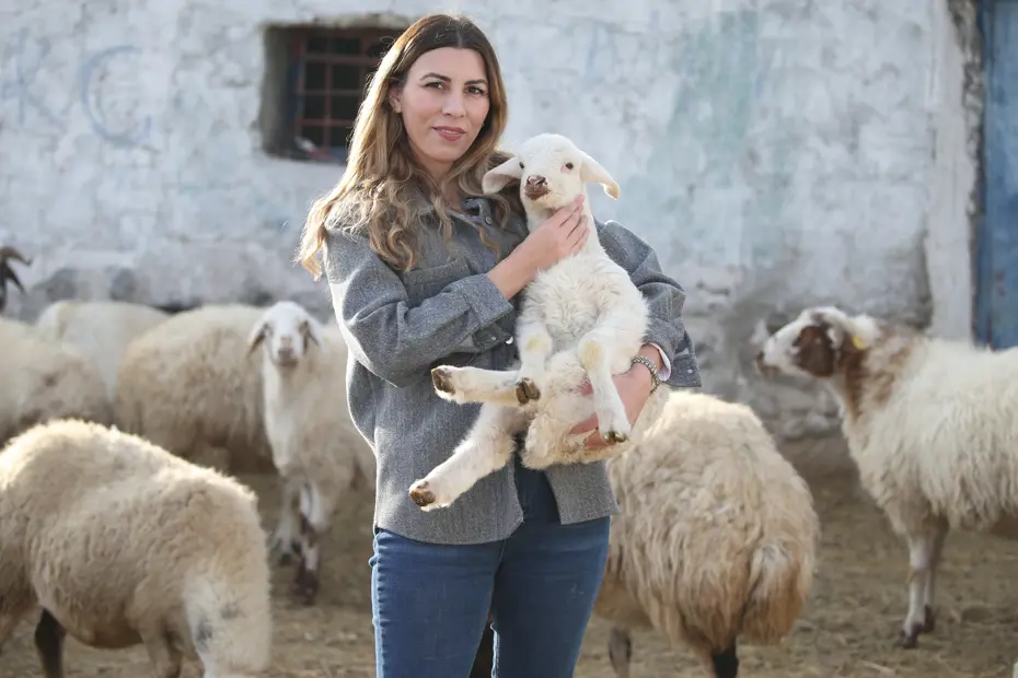 İstanbul'u bırakıp köyüne döndü, mankenliği bırakıp çoban oldu