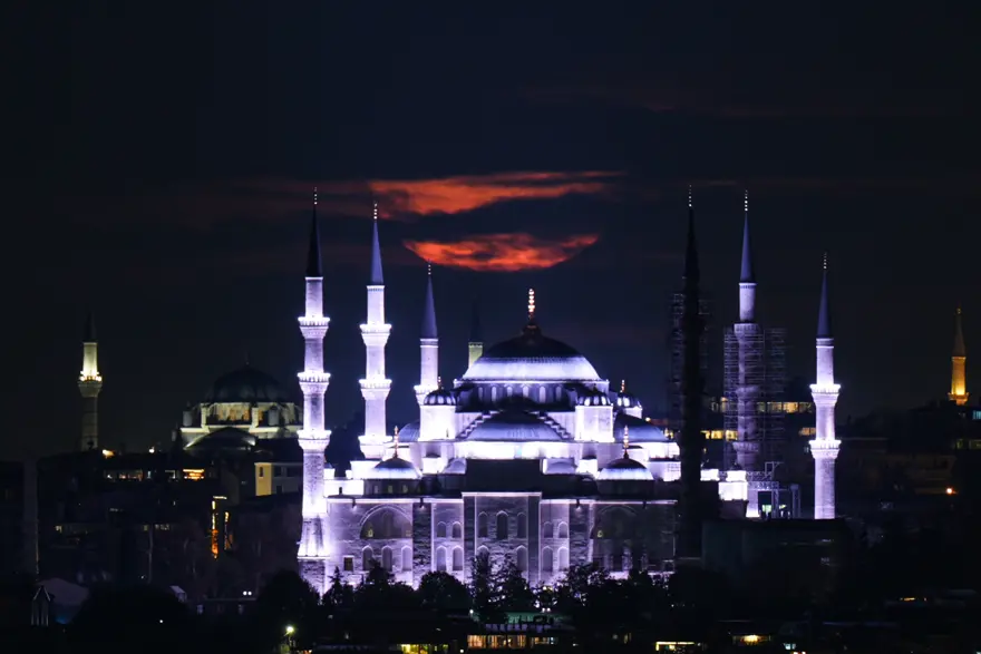 Dünyanın dört bir yanından Süper Dolunay manzaraları 1