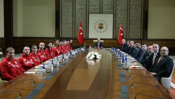 Cumhurbaşkanı Erdoğan, çeşitli branşlardan başarılı sporcuları kabul etti