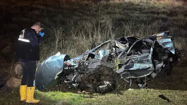 Şarampole devrilen araçta 2 kişi öldü