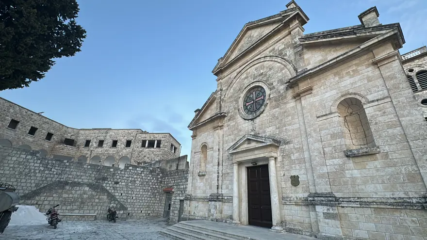 GÖÇ ETMEK ZORUNDA KALDILAR GÖÇ ETMEK ZORUNDA KALDILAR