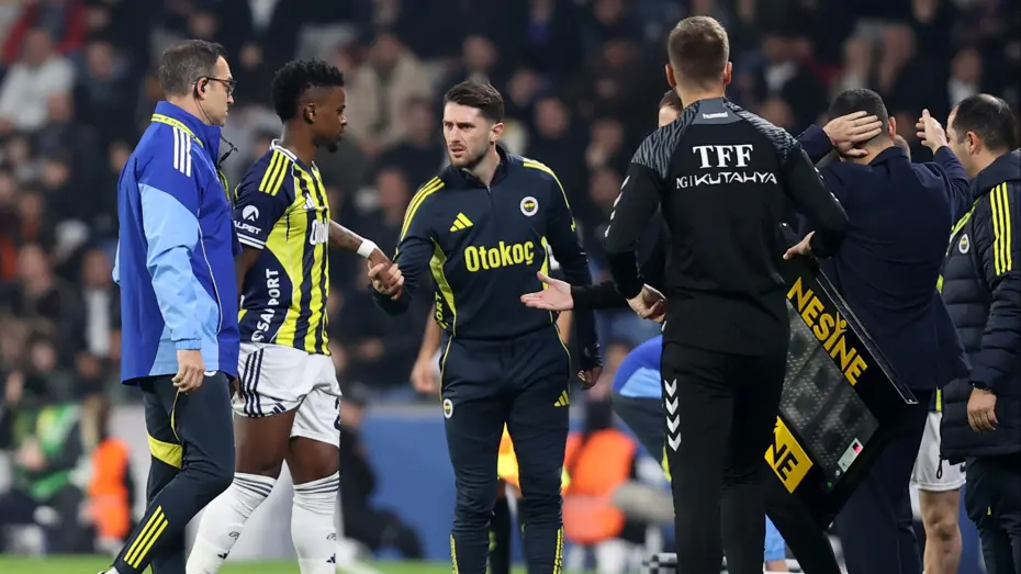 Fenerbahçe'ye kötü haber. Nelson Semedo'nun MR sonucunu açıklandı