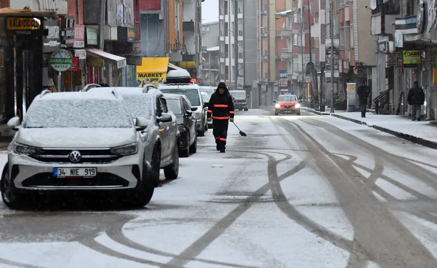 YÜKSEKLERDE KAR VAR 2