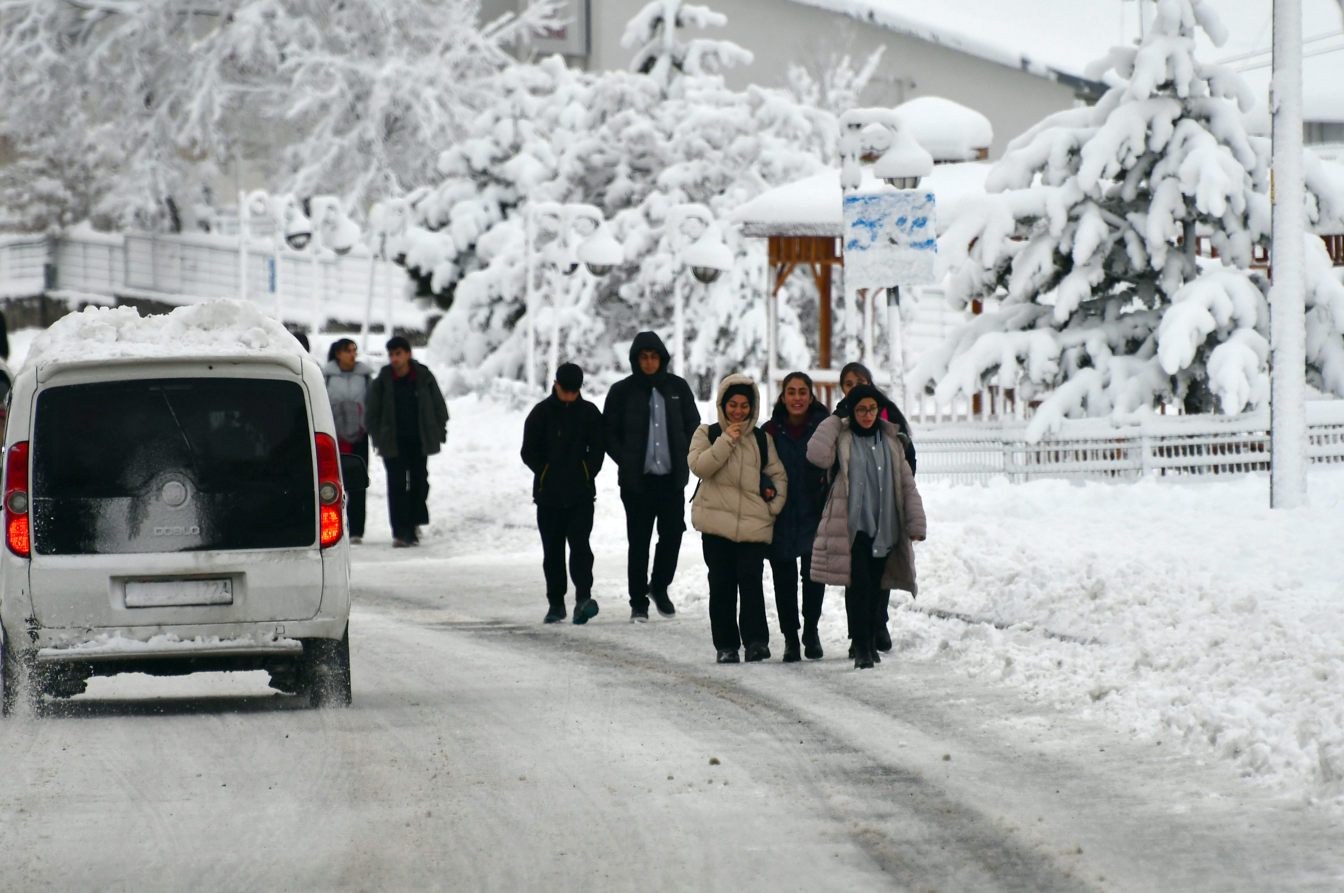 Dikkat! Tarih belli oldu, 18 şehirde lapa lapa kar yağacak