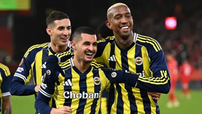 Fenerbahçe-Konyaspor: İlk 11'de sürpriz