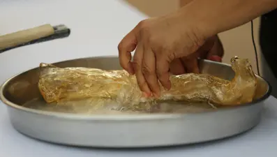 4 saatte hazırlanıyor, 10 dakikada tüketiliyor. 200 yıllık lezzet