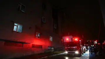 İstanbul'da fabrika yangını. 1'i ağır 3 kişi yaralandı