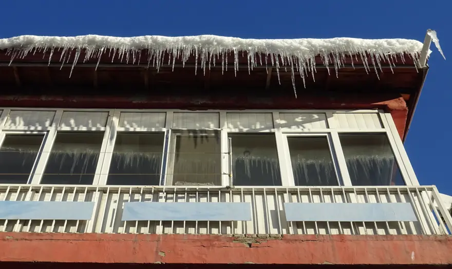 SALIDAN SONRA YAĞIŞ YOK 5