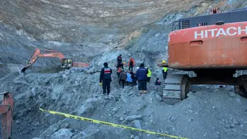 Göçük altında kalan madencinin cenazesine 28 gün sonra ulaşıldı