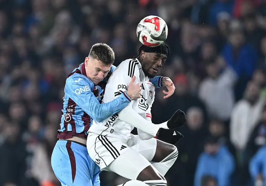 "LİG TARİHİNE GEÇER" 6