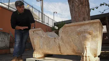 Efes Antik Kenti kazılarında sıradışı tarihi eser bulundu