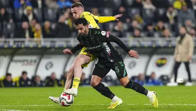 Fenerbahçe, Süper Lig'de Konyaspor deplasmanında