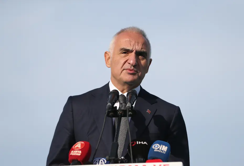 Turizm gelirinde rekor yıl. Hedef 64 milyar doların üzerinde 