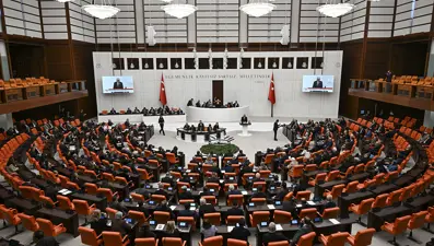 Meclis'te ilginç istek: Sigara içmeyen işten erken çıksın