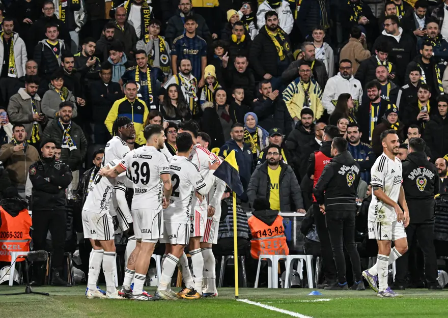 Spor yazarlarından eleştiri: "Onlar işin saklambaç kısmındalar" 