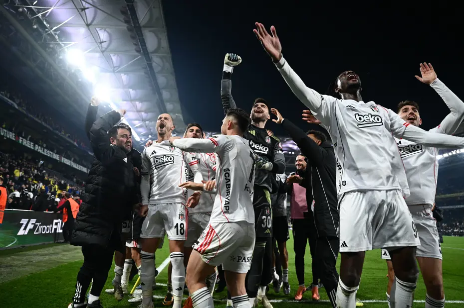 Fenerbahçe’nin Beşiktaş’tan istediği iki futbolcu ortaya çıktı