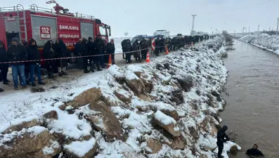 Şanlıurfa'da otomobil sulama kanalına düştü. Acı haber geldi